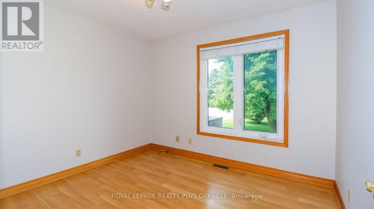 52 DENNEY DRIVE, Essa (Baxter), Ontario, L0L1N0