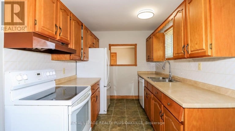 52 DENNEY DRIVE, Essa (Baxter), Ontario, L0L1N0