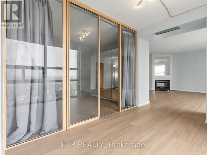 1902 - 131 BEECROFT ROAD, Toronto (Lansing-Westgate), Ontario, M2N6G9