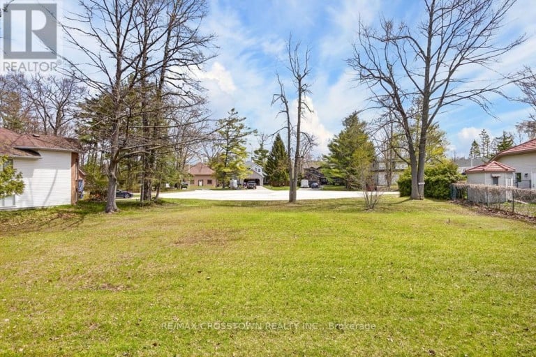 15 SMALLMAN DRIVE, Wasaga Beach, Ontario, L9Z1L1