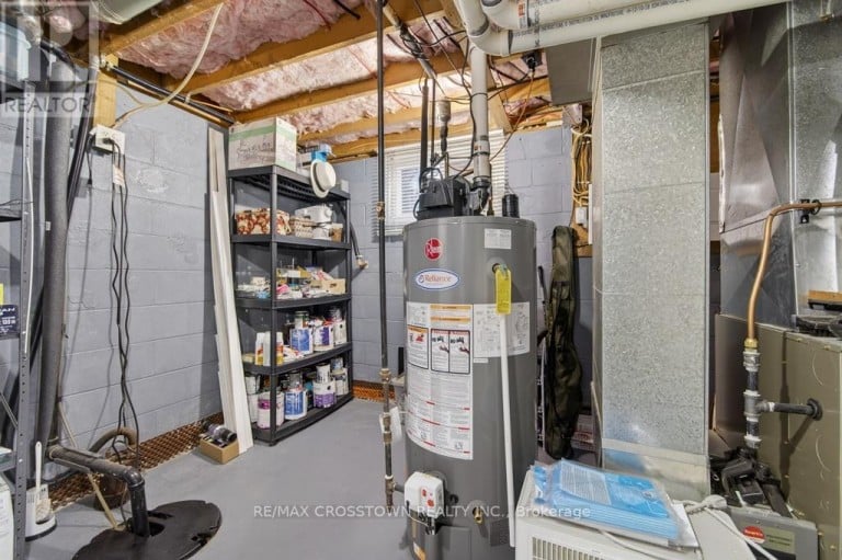 15 SMALLMAN DRIVE, Wasaga Beach, Ontario, L9Z1L1