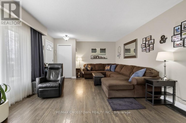 15 SMALLMAN DRIVE, Wasaga Beach, Ontario, L9Z1L1