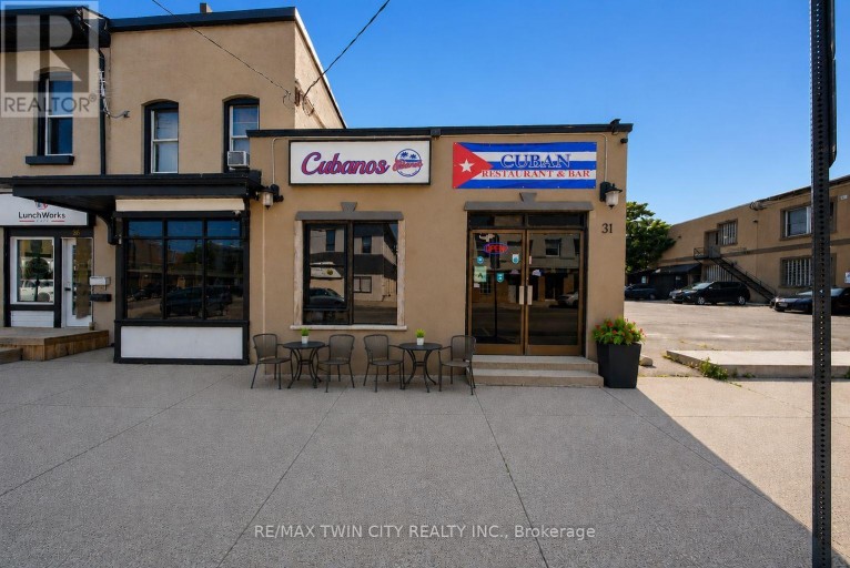 31 KING STREET, Brantford, Ontario, N3T3C4