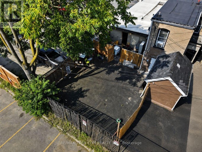 31 KING STREET, Brantford, Ontario, N3T3C4