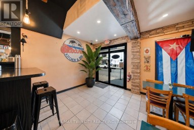 31 KING STREET Brantford Ontario photo 2