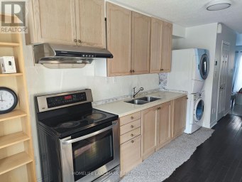 47 WATERTON CRESCENT Richmond Hill (Langstaff) Ontario photo 4