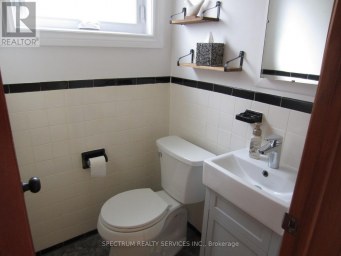 UNIT 1 - 49 GOTHAM COURT Toronto (Brookhaven-Amesbury) Ontario photo 24