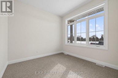 24 DEARING DRIVE South Huron (Stephen) Ontario photo 4