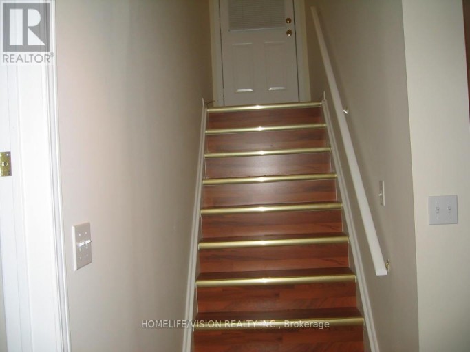 BSMT - 19 CANDLEBROOK CRESCENT, Toronto (L'Amoreaux), Ontario, M1W4B3