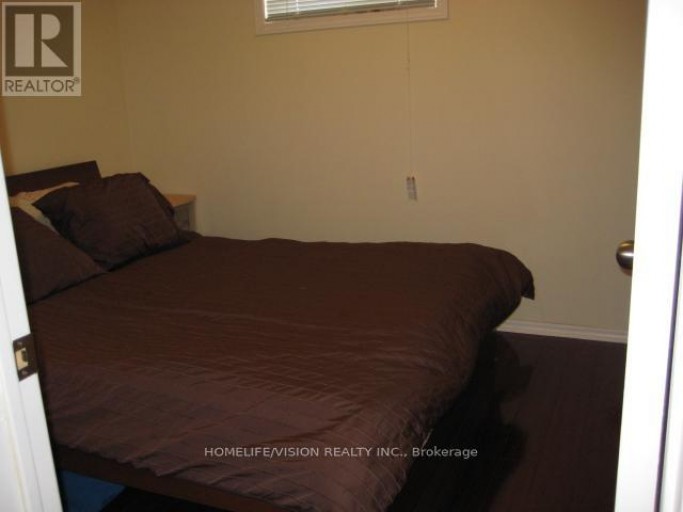 BSMT - 19 CANDLEBROOK CRESCENT, Toronto (L'Amoreaux), Ontario, M1W4B3