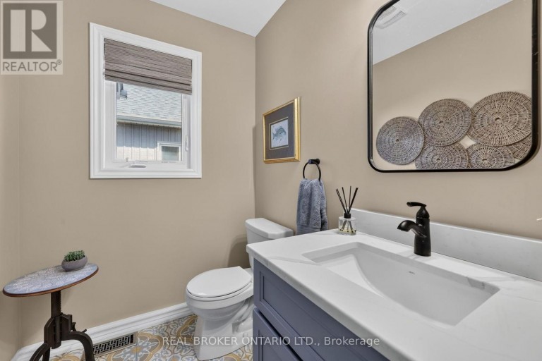 36 BEVERLY STREET, Springwater (Elmvale), Ontario, L0L1P0
