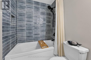 36 BEVERLY STREET Springwater (Elmvale) Ontario photo 25