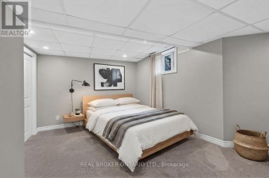 36 BEVERLY STREET Springwater (Elmvale) Ontario photo 27