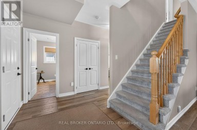36 BEVERLY STREET Springwater (Elmvale) Ontario photo 4