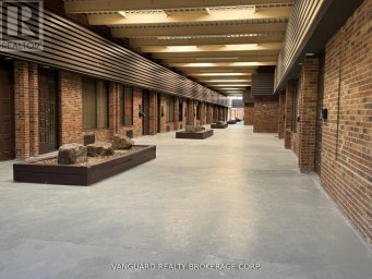 20 - 877 ALNESS STREET Toronto (York University Heights) Ontario photo 2