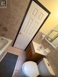 690 JANE STREET Toronto (Rockcliffe-Smythe) Ontario photo 6