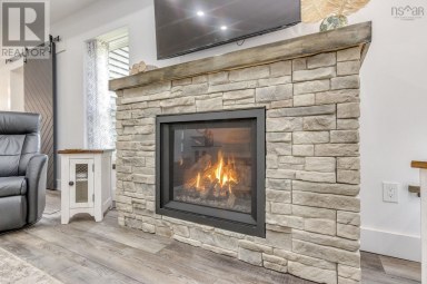 6718 1 Highway Coldbrook Nova Scotia photo 15