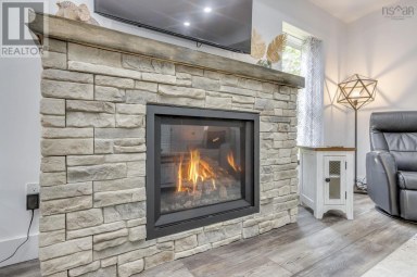 6718 1 Highway Coldbrook Nova Scotia photo 16
