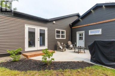 6718 1 Highway Coldbrook Nova Scotia photo 44