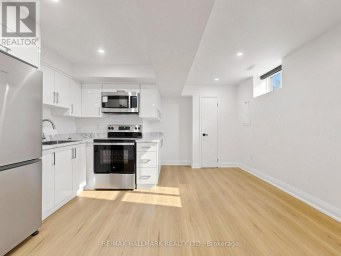 BASEMENT ROOM 1 - 2205 VICTORIA PARK AVENUE Toronto (Wexford-Maryvale) Ontario photo 4