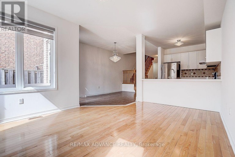 137 LARAMIE CRESCENT, Vaughan (Patterson), Ontario, L6A0R1
