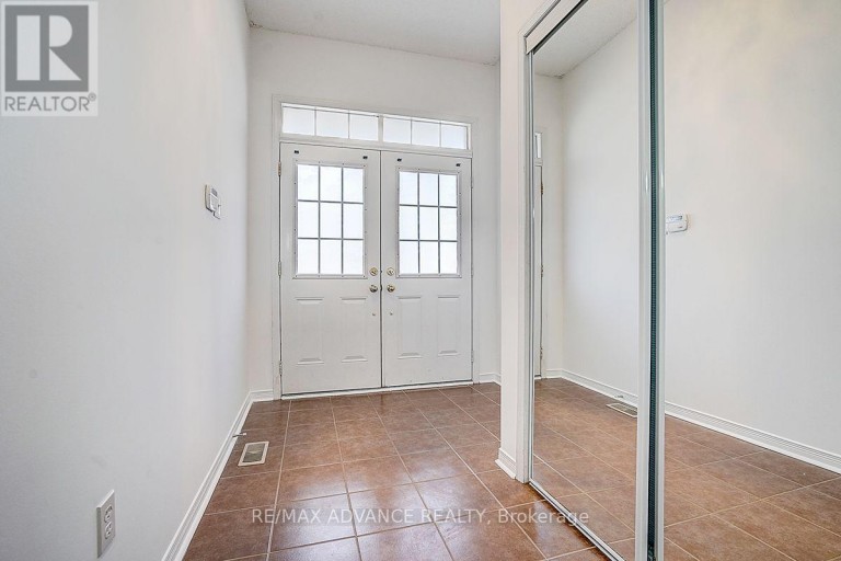 137 LARAMIE CRESCENT, Vaughan (Patterson), Ontario, L6A0R1