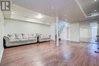 137 LARAMIE CRESCENT Vaughan (Patterson) Ontario photo 35