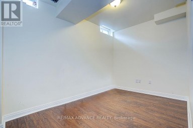 137 LARAMIE CRESCENT Vaughan (Patterson) Ontario photo 36
