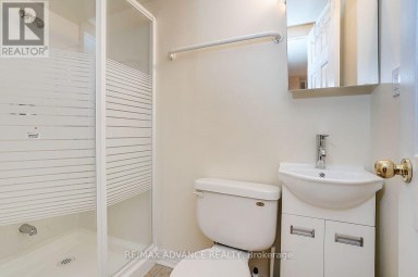 137 LARAMIE CRESCENT Vaughan (Patterson) Ontario photo 39