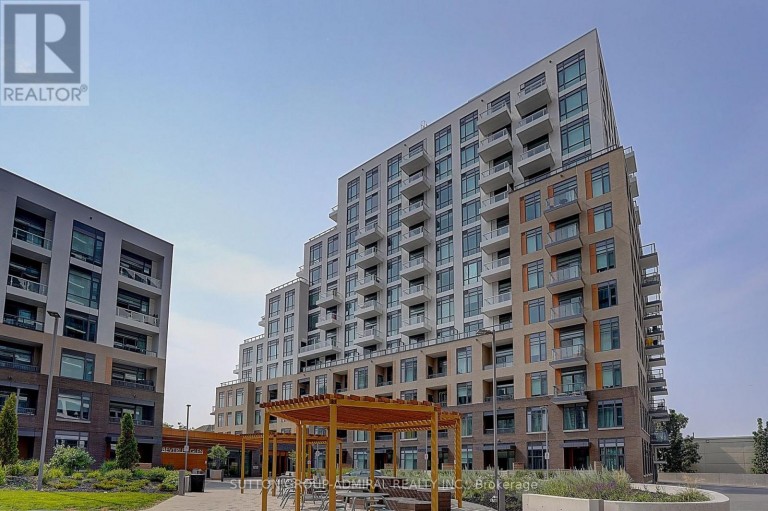 712 - 8 BEVERLEY GLEN BOULEVARD, Vaughan (Beverley Glen), Ontario, L4J0L5