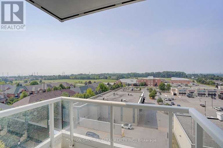 712 - 8 BEVERLEY GLEN BOULEVARD, Vaughan (Beverley Glen), Ontario, L4J0L5
