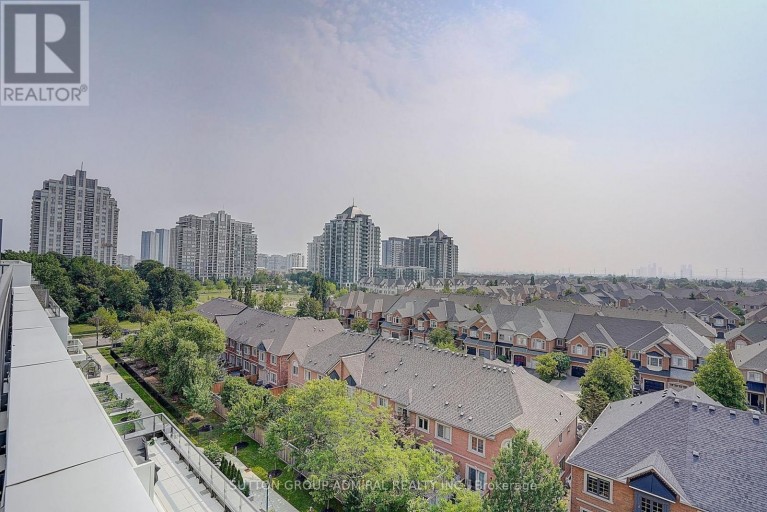 712 - 8 BEVERLEY GLEN BOULEVARD, Vaughan (Beverley Glen), Ontario, L4J0L5