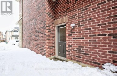 17 ELDERSLIE CRESCENT Vaughan (Kleinburg) Ontario photo 2