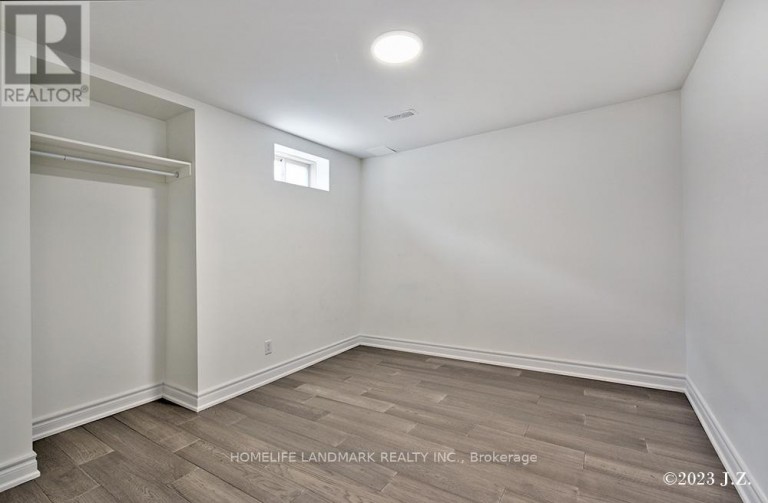 17 ELDERSLIE CRESCENT, Vaughan (Kleinburg), Ontario, L0J1C0