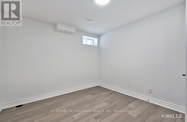 17 ELDERSLIE CRESCENT, Vaughan (Kleinburg), Ontario, L0J1C0
