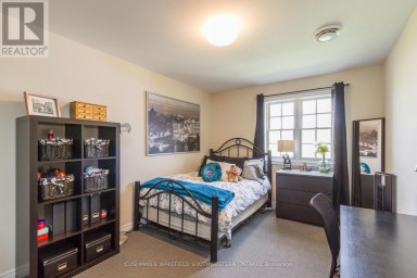 359-363 DUCKWORTH STREET Barrie (Grove East) Ontario photo 11
