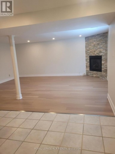 130 WIDDIFIELD AVENUE, Newmarket (Armitage), Ontario, L3X1Z3