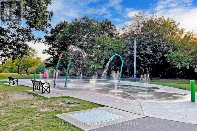 1601 - 133 TORRESDALE AVENUE, Toronto (Westminster-Branson), Ontario, M2R3T2