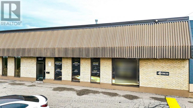 1730 STEELES AVENUE E, Brampton (Avondale), Ontario, L6T1A4