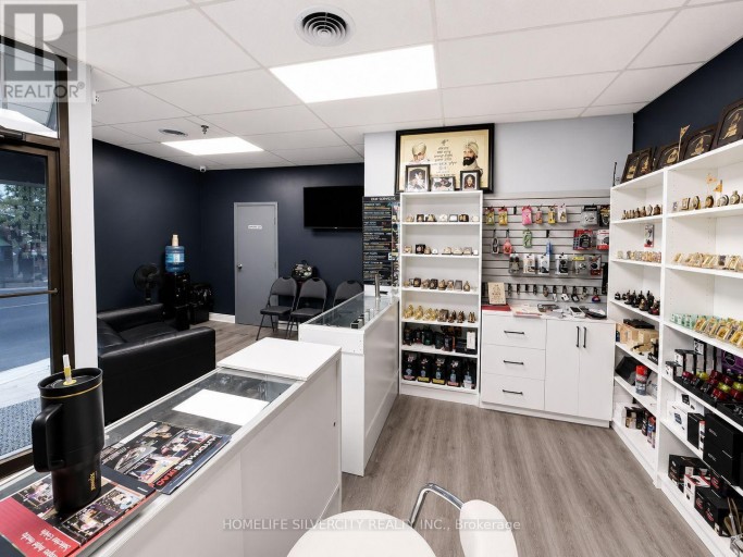 1730 STEELES AVENUE E, Brampton (Avondale), Ontario, L6T1A4