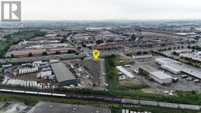 1730 STEELES AVENUE E, Brampton (Avondale), Ontario, L6T1A4