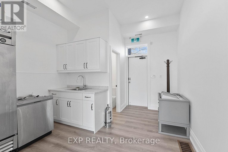 514A EVANS (MAIN) AVENUE, Toronto (Alderwood), Ontario, M8W2T7