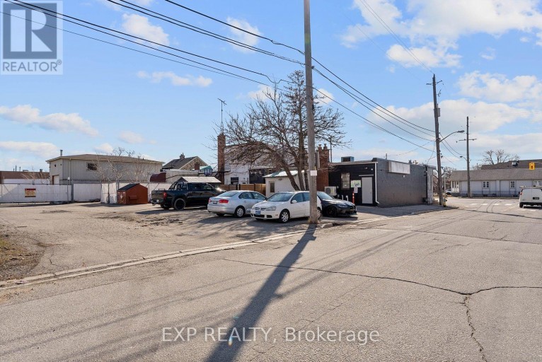 514A EVANS (MAIN) AVENUE, Toronto (Alderwood), Ontario, M8W2T7