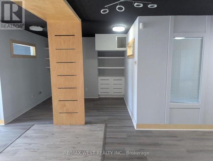 96 FORSYTHE STREET, Oakville (CO Central), Ontario, L6K1C5