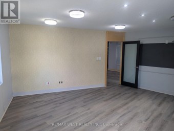 96 FORSYTHE STREET Oakville (CO Central) Ontario photo 3