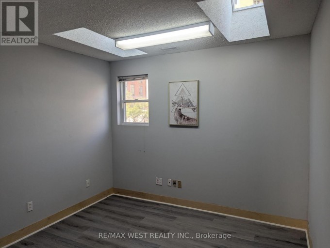 96 FORSYTHE STREET, Oakville (CO Central), Ontario, L6K1C5