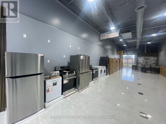 UNIT 4 - 6101 MAYFIELD ROAD, Brampton (Vales of Castlemore North), Ontario, L6P4R9