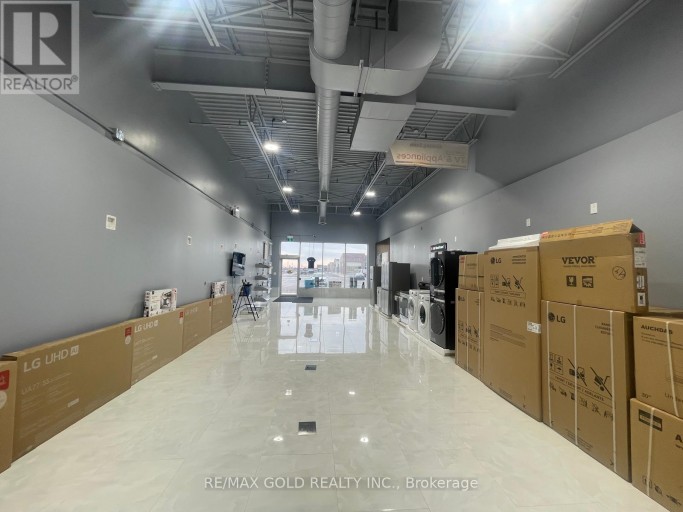 UNIT 4 - 6101 MAYFIELD ROAD, Brampton (Vales of Castlemore North), Ontario, L6P4R9