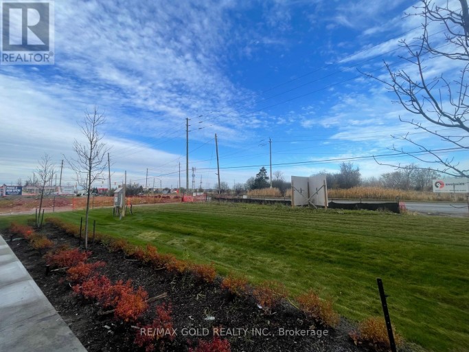 UNIT 4 - 6101 MAYFIELD ROAD, Brampton (Vales of Castlemore North), Ontario, L6P4R9