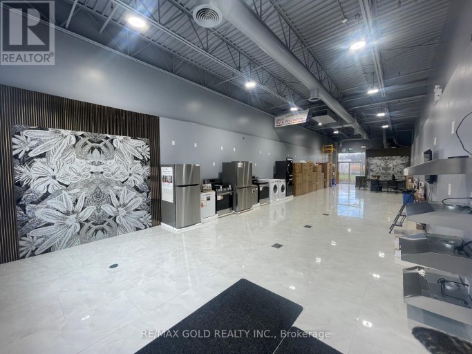 UNIT 4 - 6101 MAYFIELD ROAD, Brampton (Vales of Castlemore North), Ontario, L6P4R9